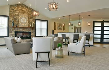 The estates at tanglewood|living room with fireplace